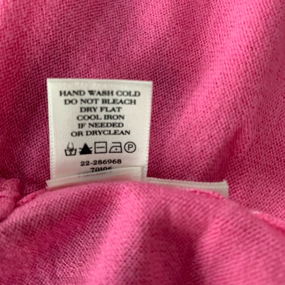 Ann Taylor crewneck pink button back light sweater. Size L - Picture 13 of 13